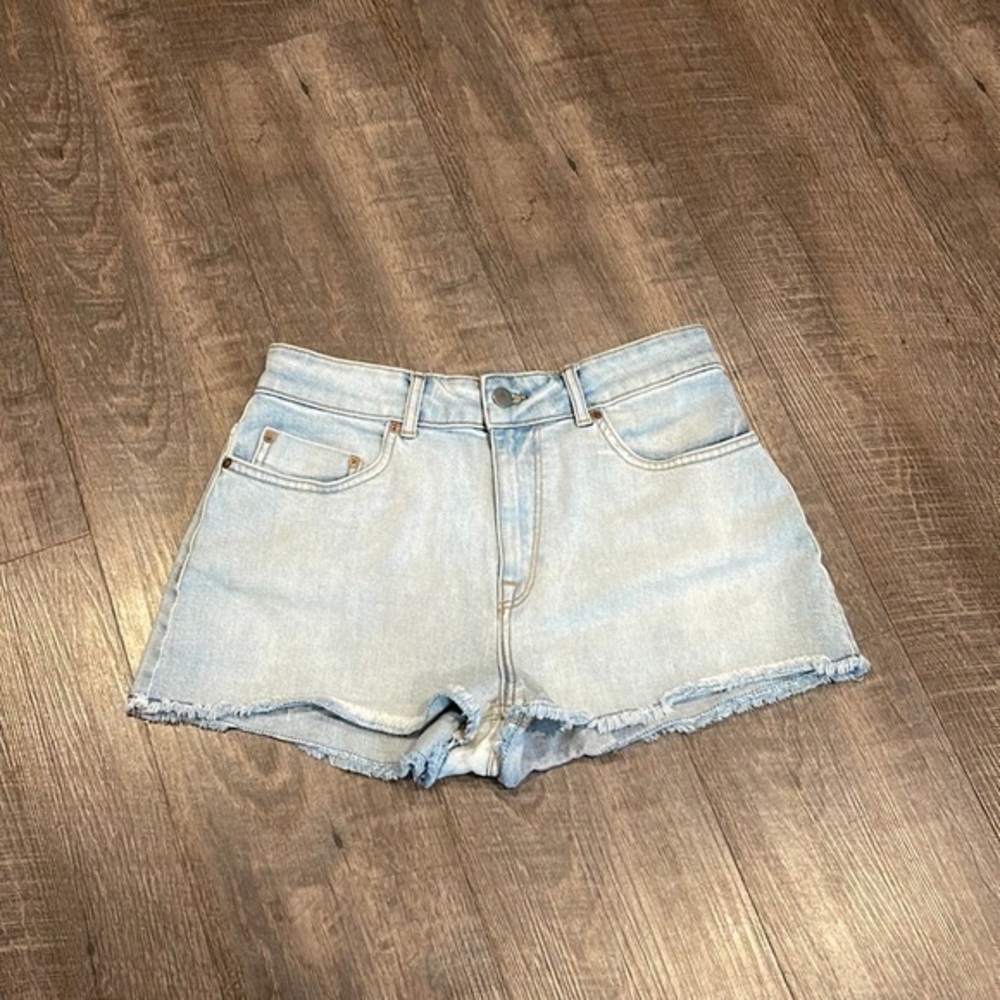 Roxy cut off shorts.